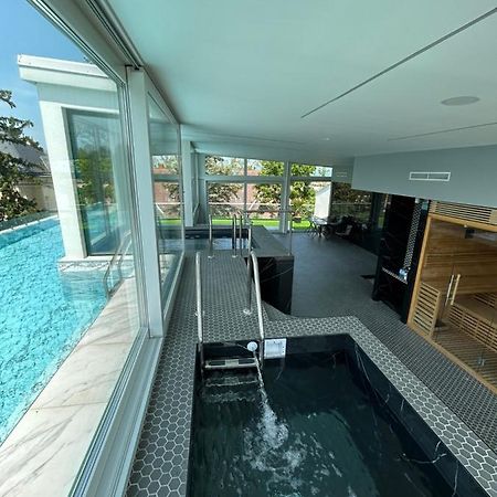Villa Bauhaus Dream Deluxe T Siófok Kültér fotó