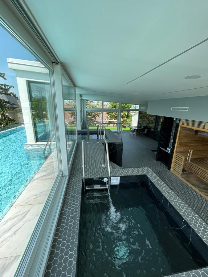 Villa Bauhaus Dream Deluxe T Siófok Kültér fotó
